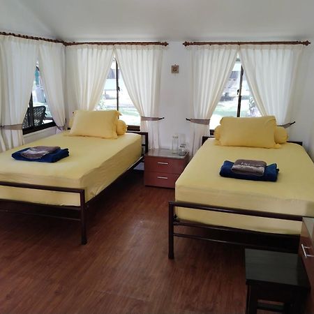 Mb Camp Singkil Hotel Gosongtelaga Ngoại thất bức ảnh