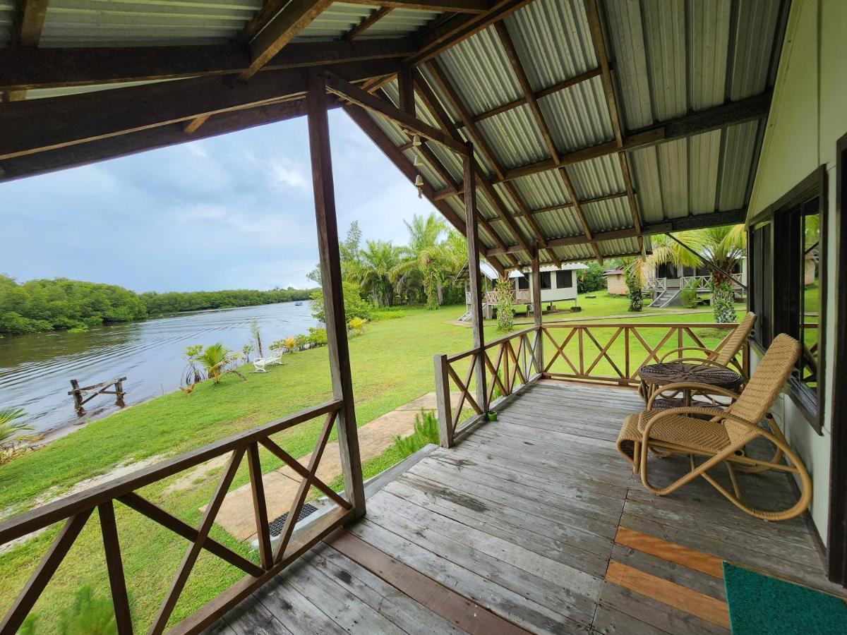 Mb Camp Singkil Hotel Gosongtelaga Ngoại thất bức ảnh