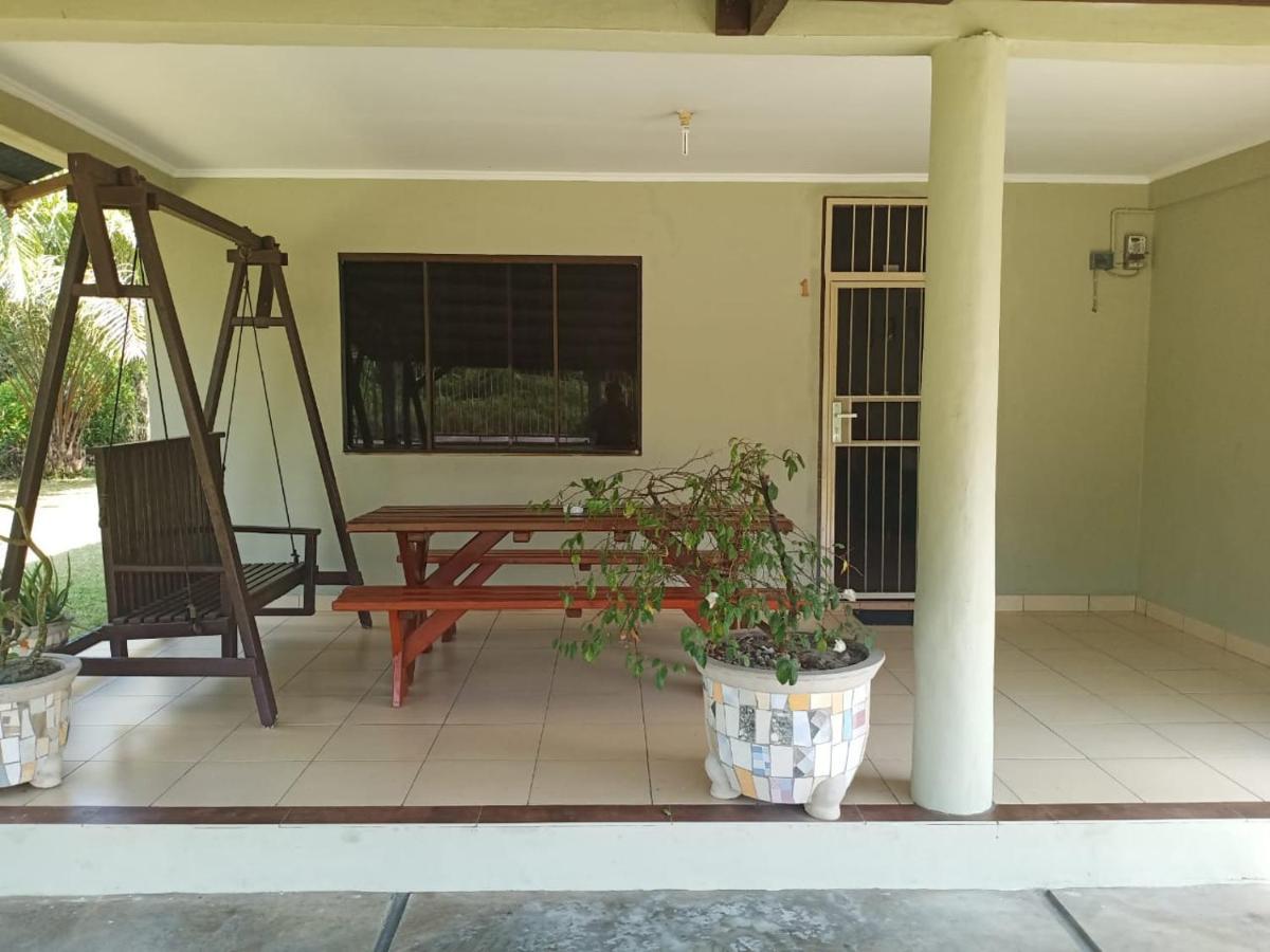 Mb Camp Singkil Hotel Gosongtelaga Ngoại thất bức ảnh