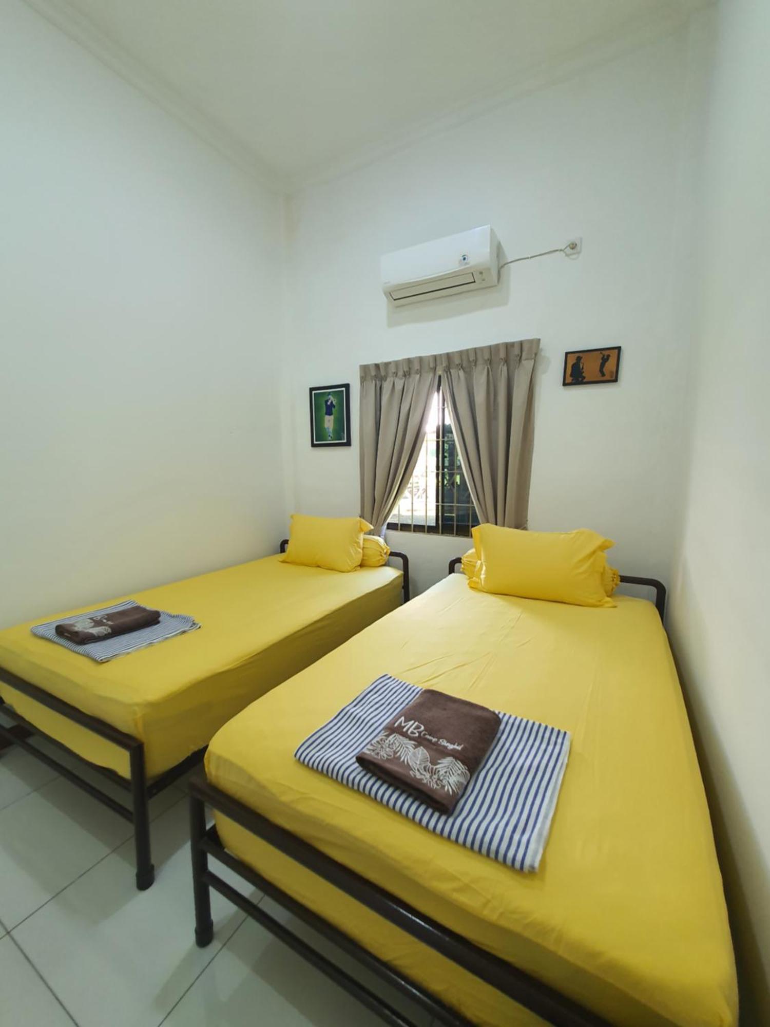 Mb Camp Singkil Hotel Gosongtelaga Ngoại thất bức ảnh