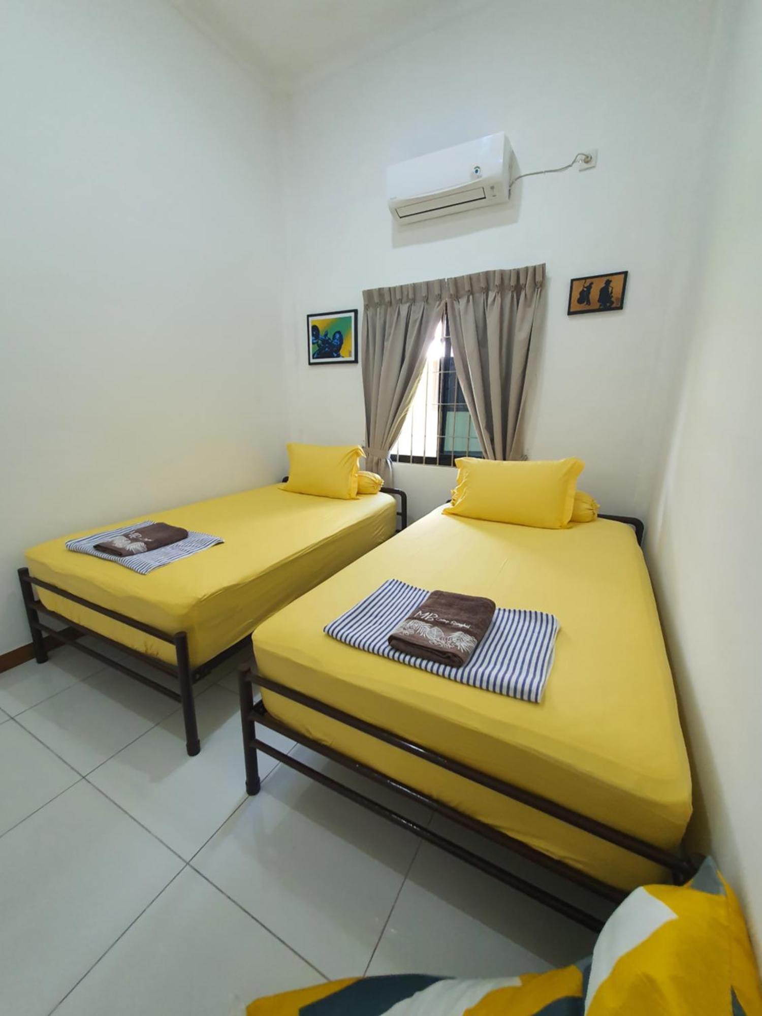 Mb Camp Singkil Hotel Gosongtelaga Ngoại thất bức ảnh