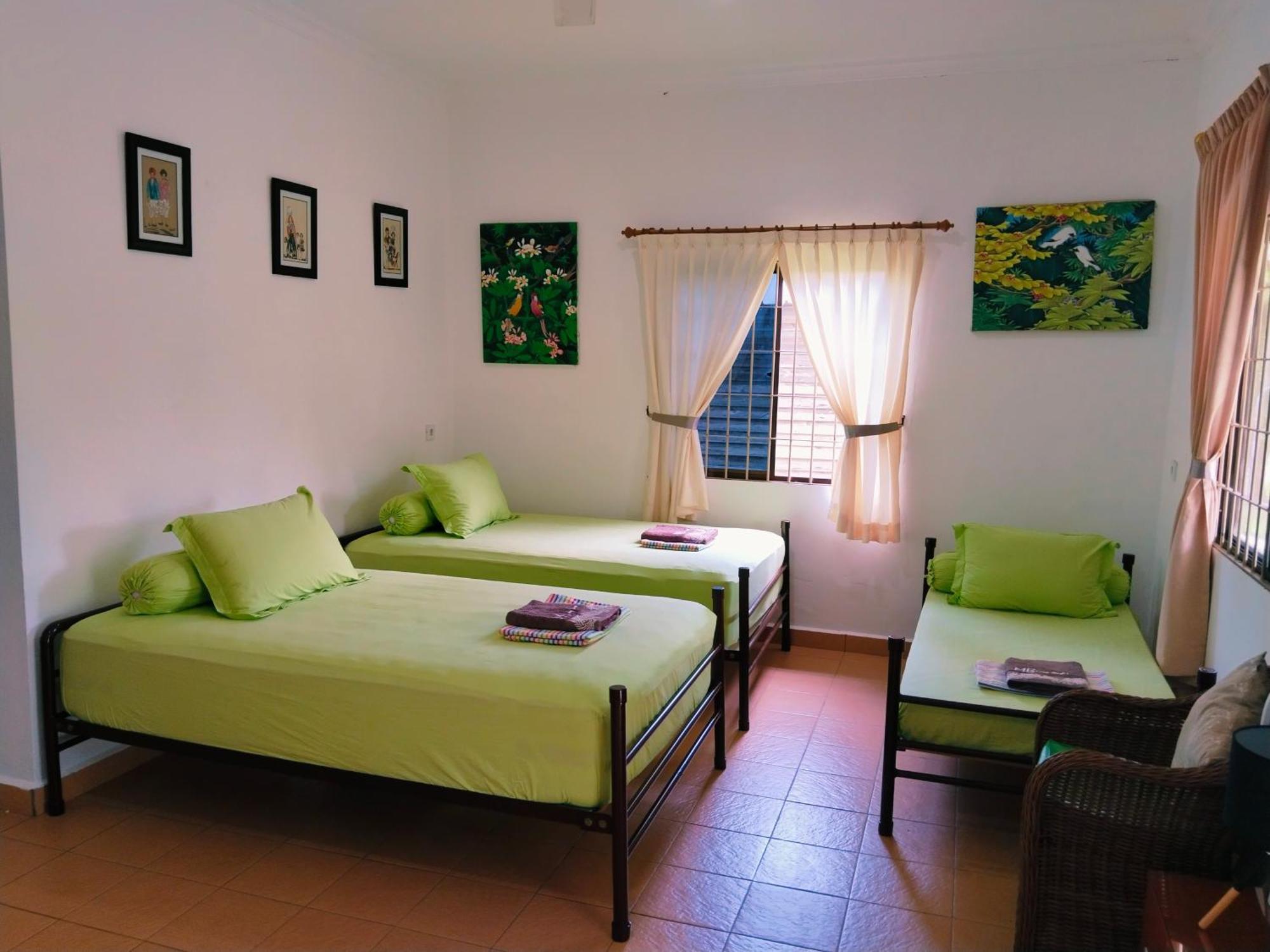 Mb Camp Singkil Hotel Gosongtelaga Ngoại thất bức ảnh
