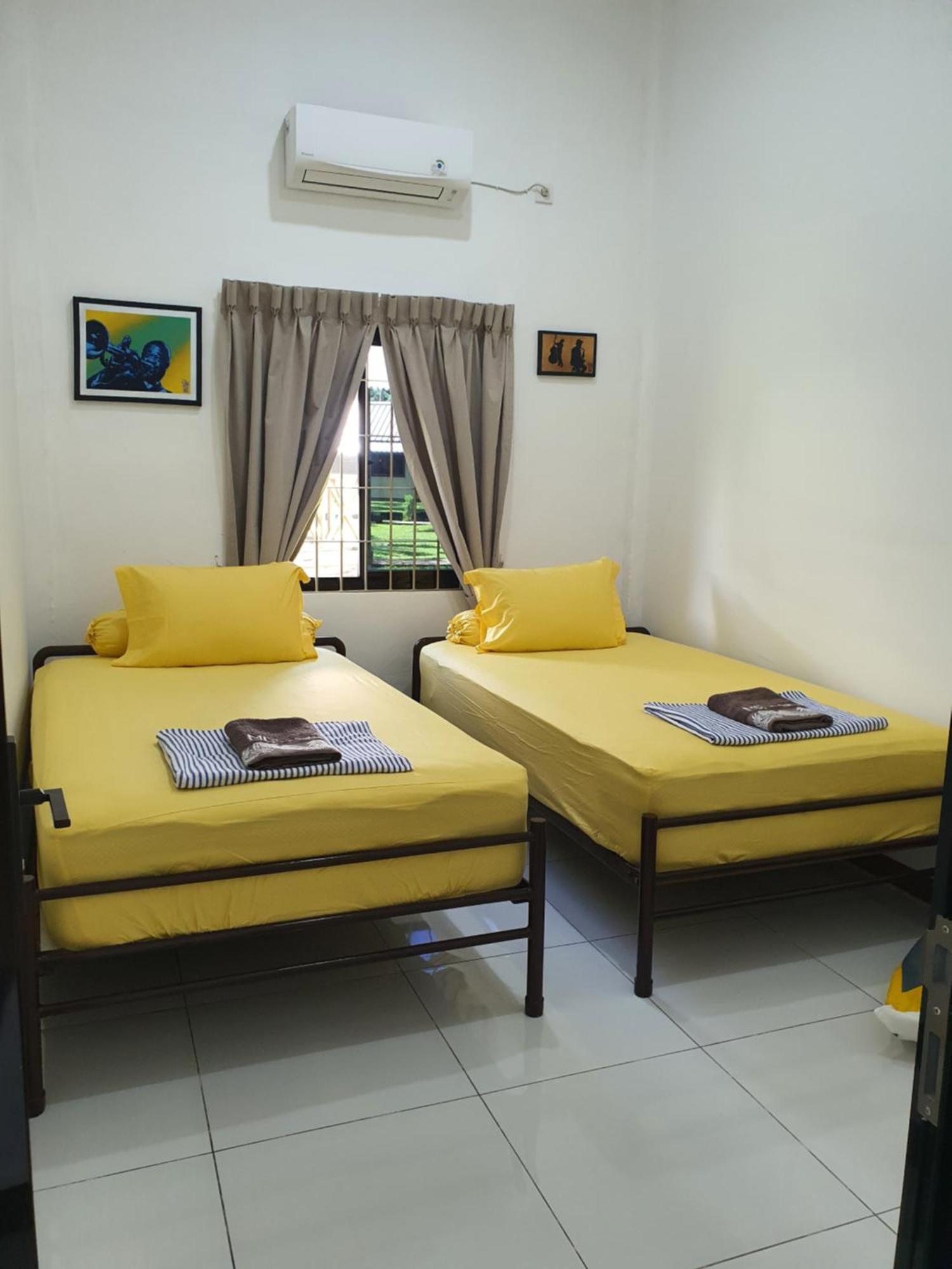 Mb Camp Singkil Hotel Gosongtelaga Ngoại thất bức ảnh