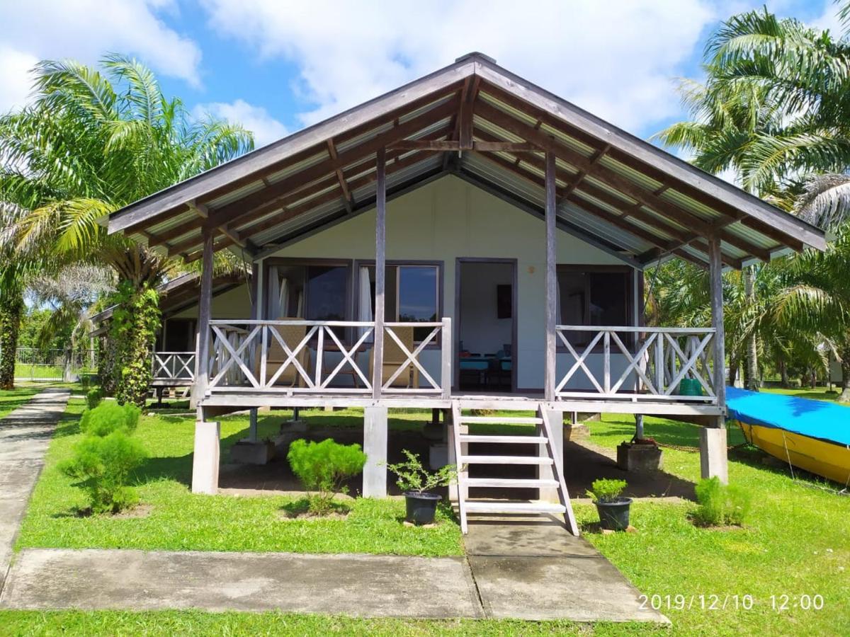Mb Camp Singkil Hotel Gosongtelaga Ngoại thất bức ảnh